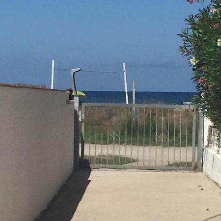 Primera Linea De Playa A 1Km Del Puerto De Dénia Eksteriør billede