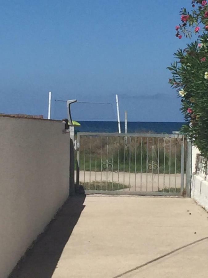 Primera Linea De Playa A 1Km Del Puerto De Dénia Eksteriør billede